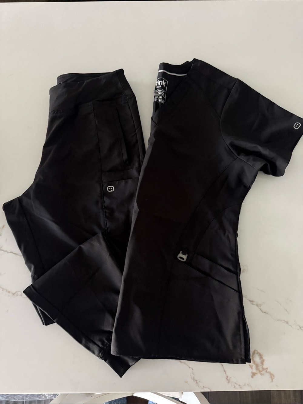 Wink W123 Women's Black Work scrubs. Top and pants size Medium Like New.